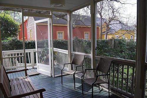 Rothschild Pound House Inn Columbus Exterior foto